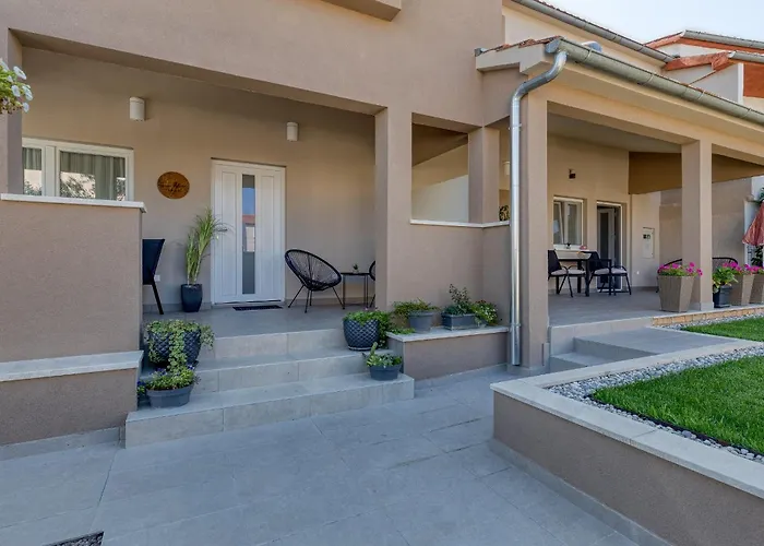 Runa With Terrace Διαμέρισμα