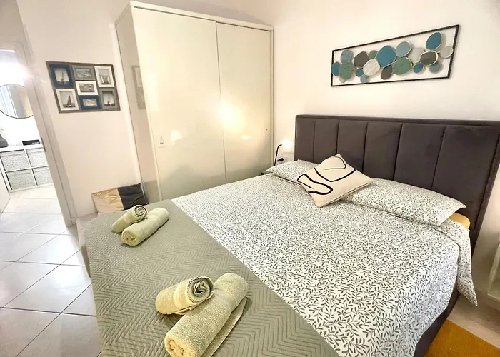 Runa With Terrace Apartman Porec