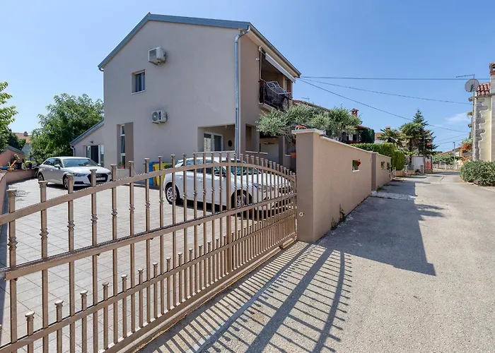 Apartman Runa With Terrace *