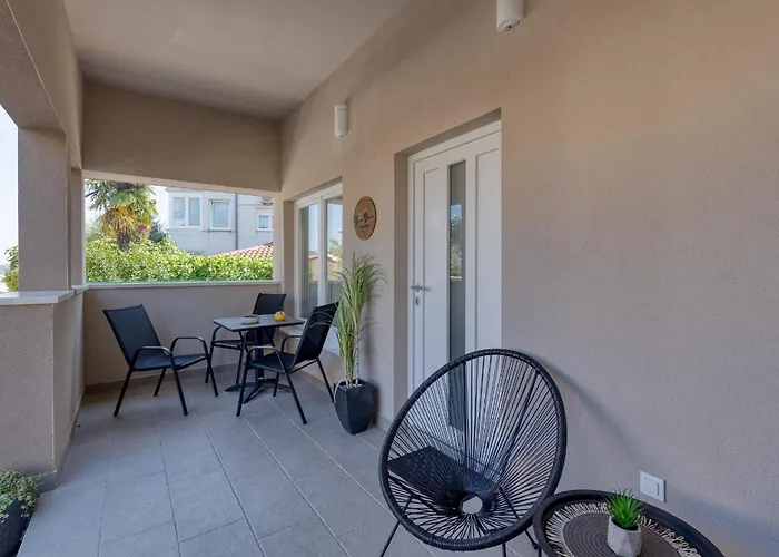 Apartman Runa With Terrace Porec